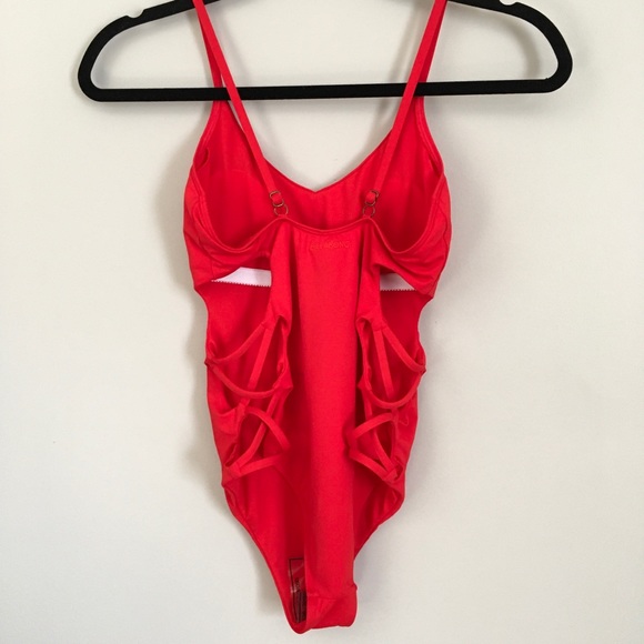 ❌SOLD❌NWT Billabong sol searcher red one piece - Picture 4 of 8